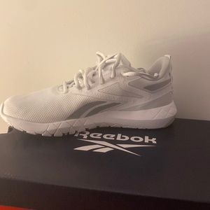 Reebok white never worn running shoes